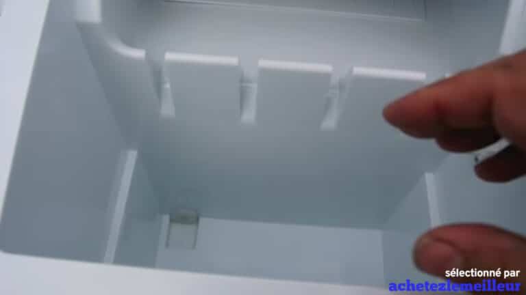 Igloo ICE103 - Machine à glaçon