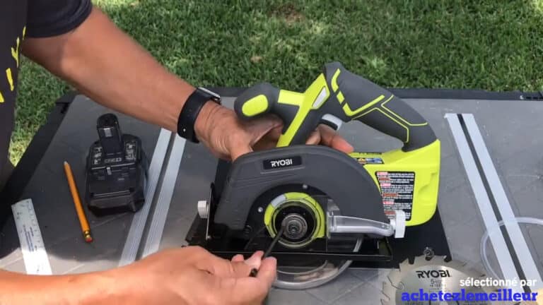 Ryobi One+ P505 - Scie circulaire