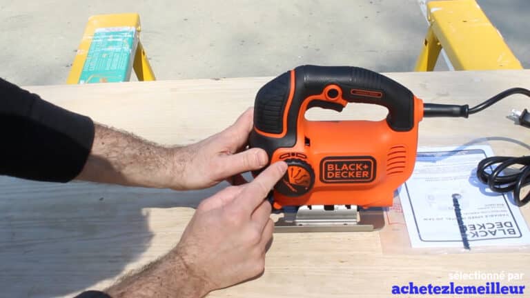 Black+Decker BDEJS600C - Scie sauteuse