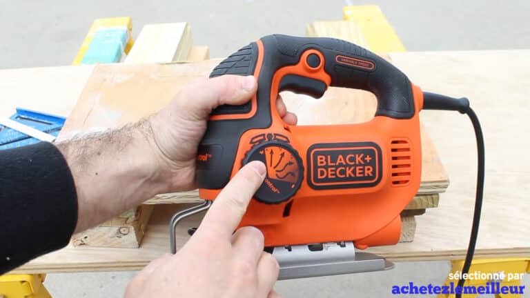 Black+Decker BDEJS600C - Scie sauteuse
