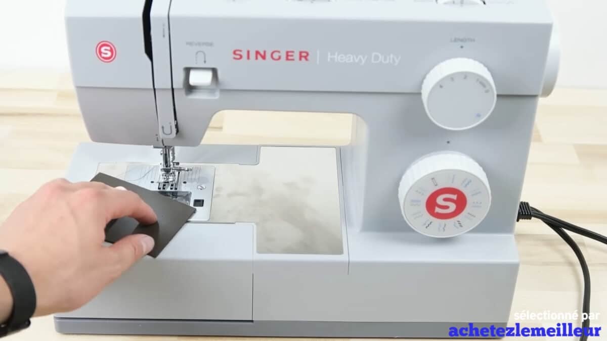 Singer-4423