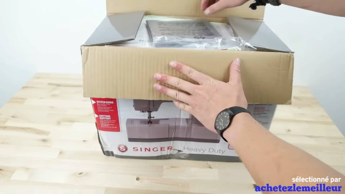 Machine à coudre - Singer 4423