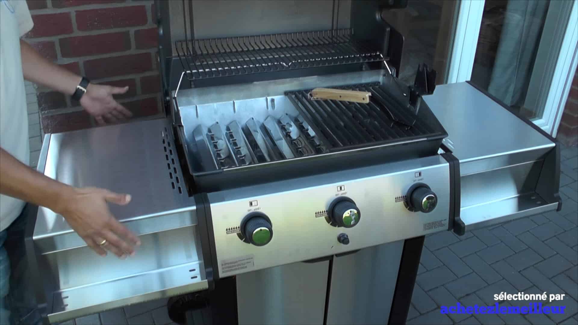 Broil-King-Signet-320-Image-1