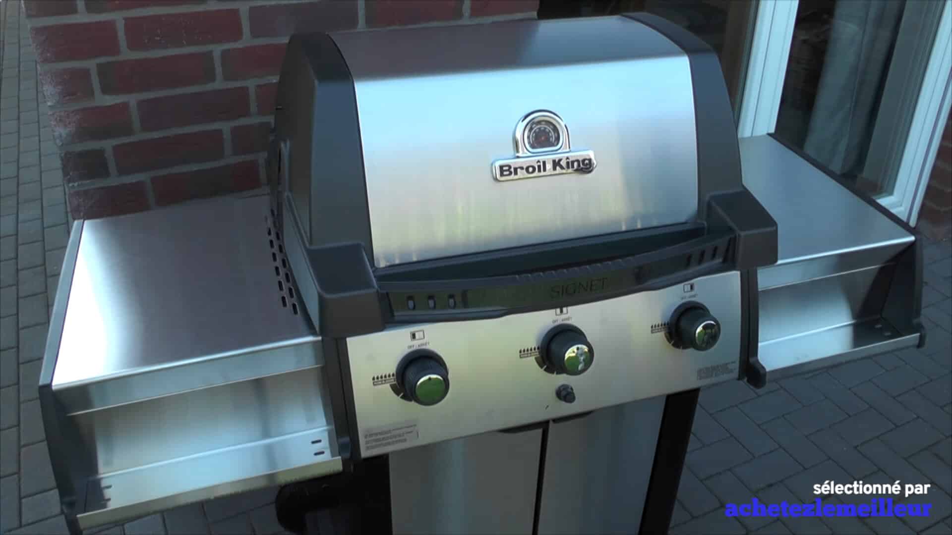 Broil-King-Signet-320-Image-2