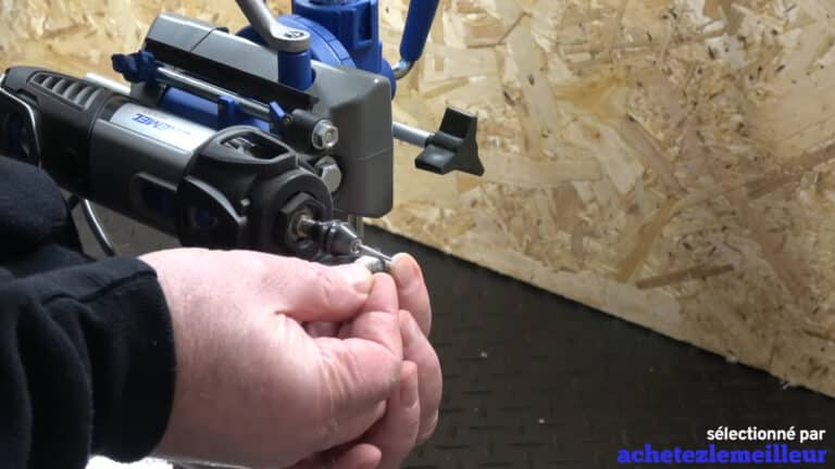 Dremel 220-01 - perceuse colonne