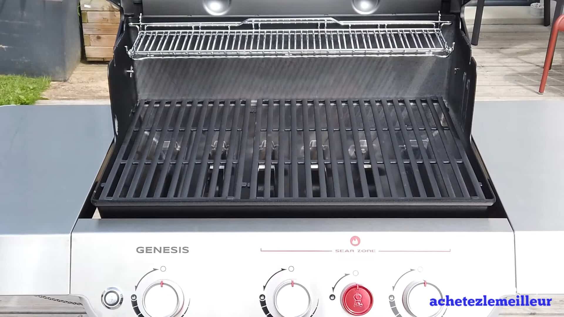 Weber-Genesis-E-325S-Image-4