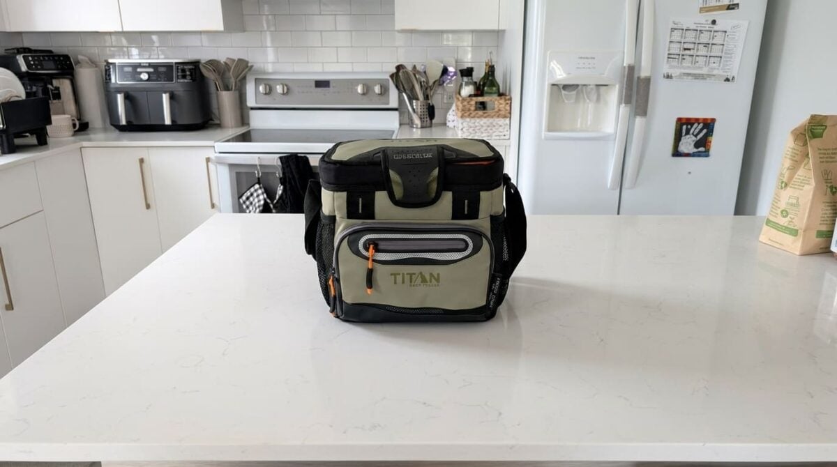 glacière Titan Deep Freeze - test achetezlemeilleur