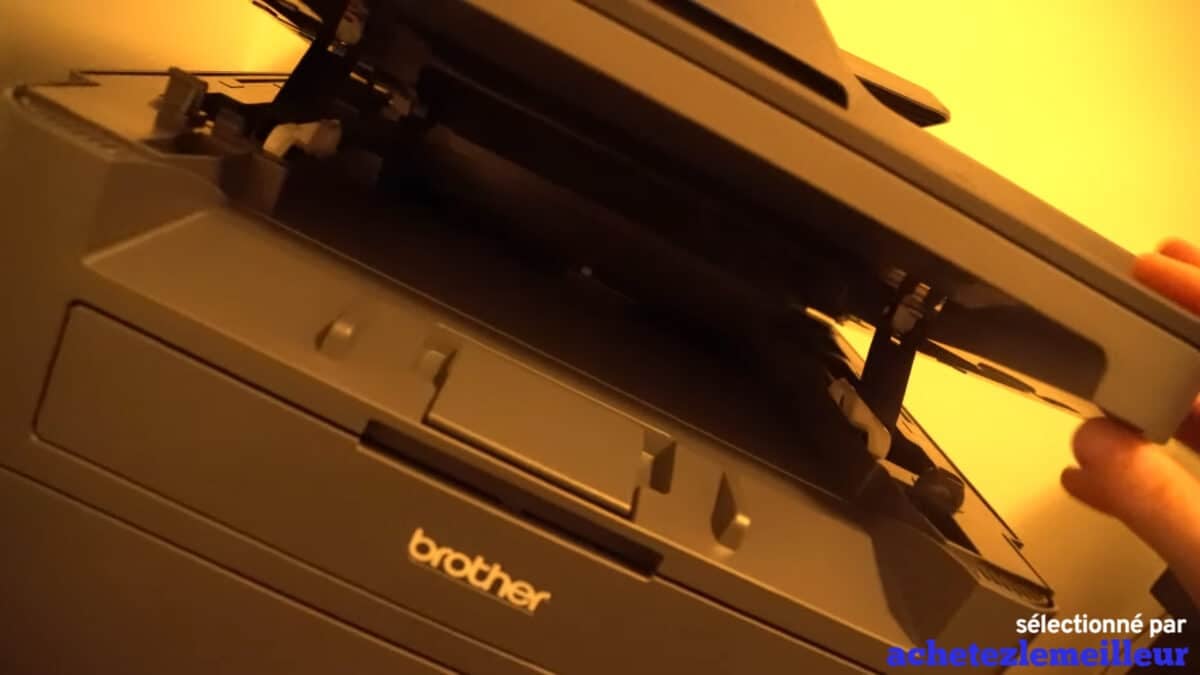 Brother DCPL2550DW