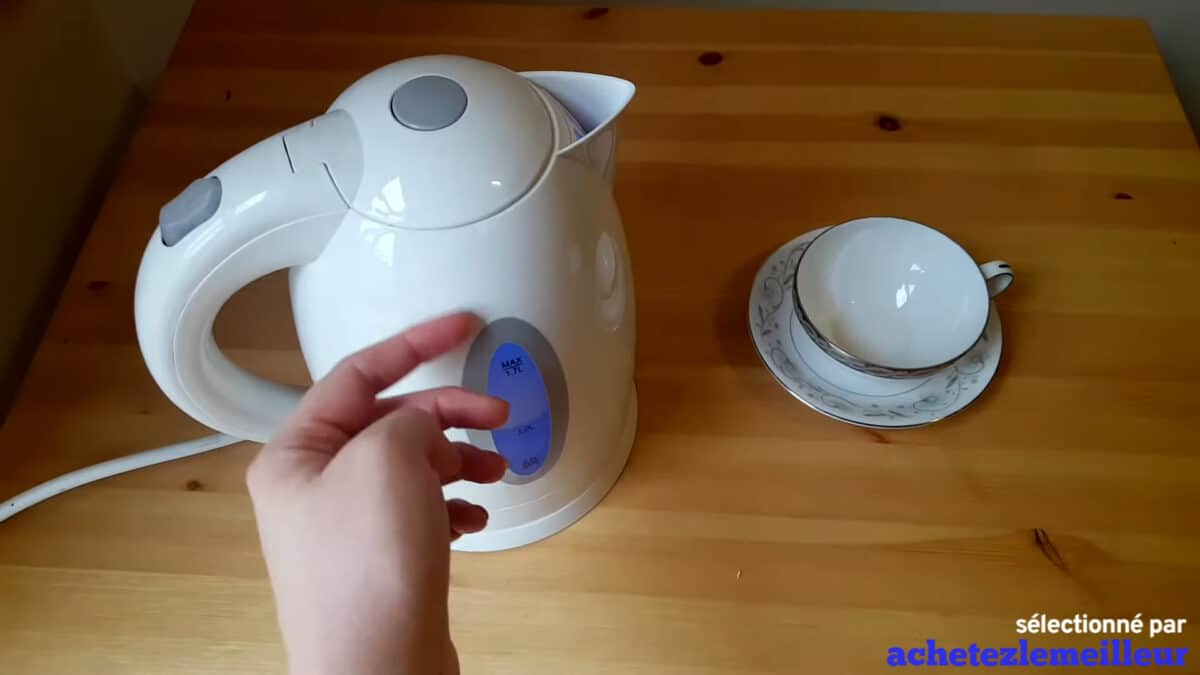 Ovente KP72W