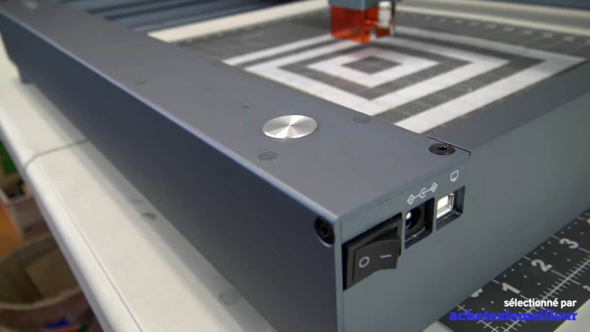 xTool-D1-Pro-10W-Image-3