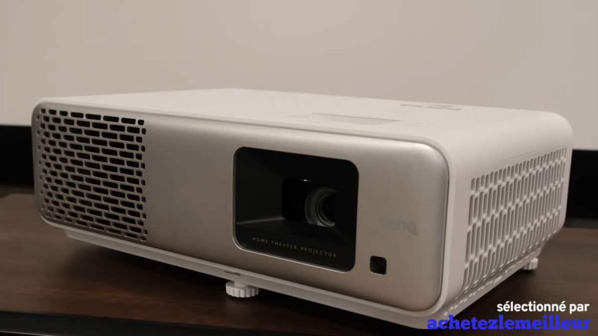BenQ-HT2060
