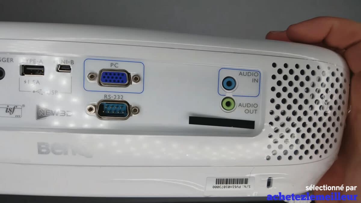 BenQ-HT2150ST