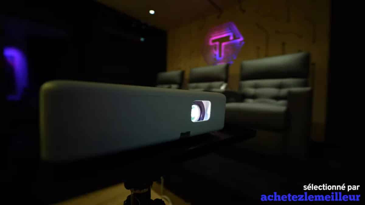 Epson - EpiqVision-Flex CO-W01