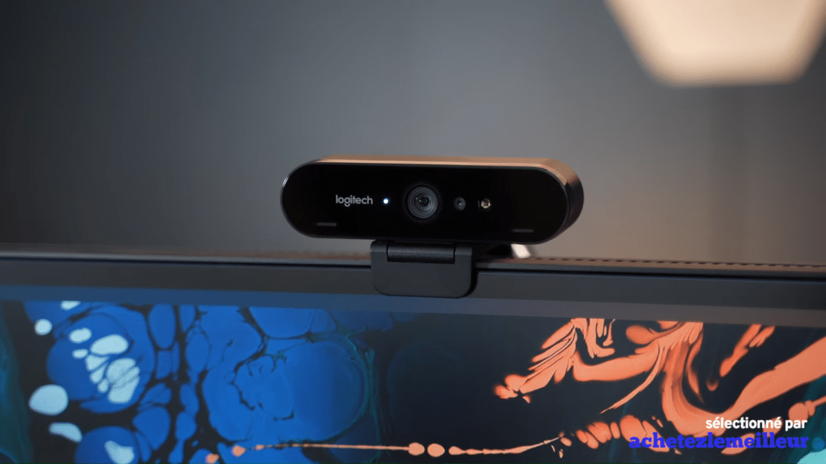 Logitech-4K-Pro-Demo-1