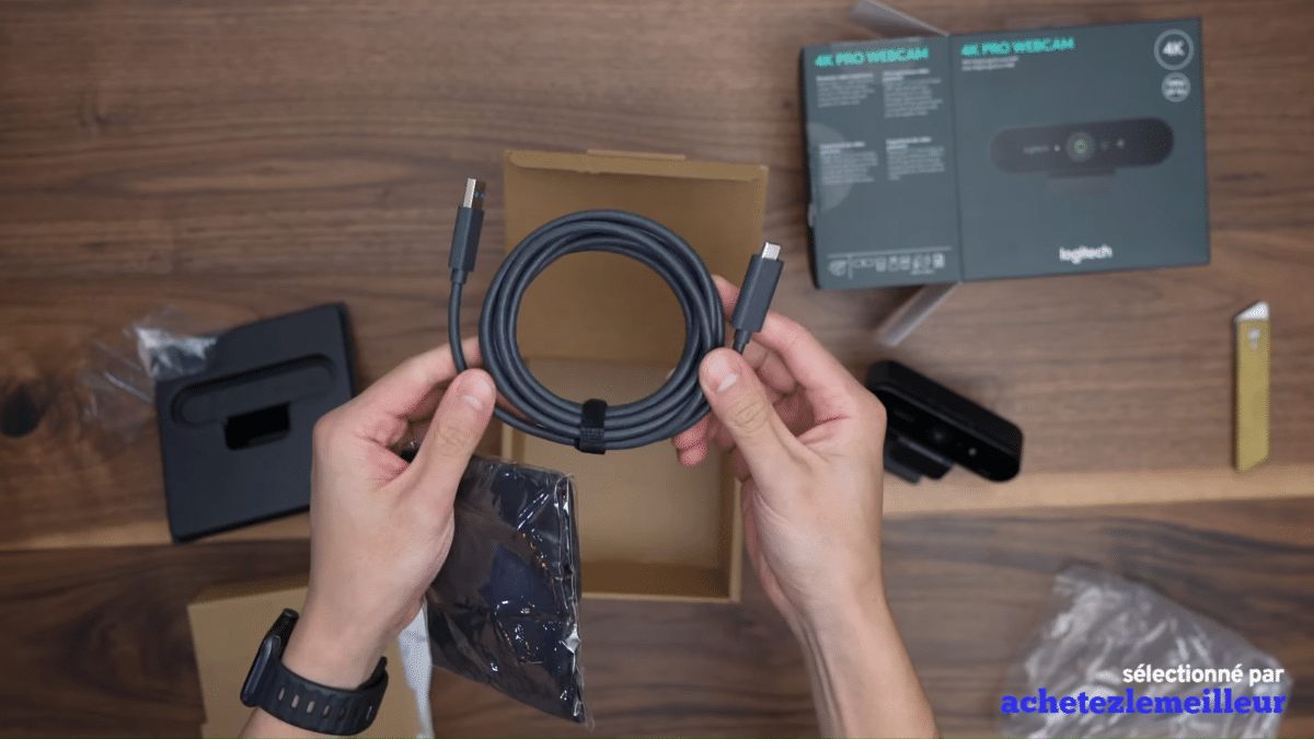 Logitech-4K-Pro-Demo-3