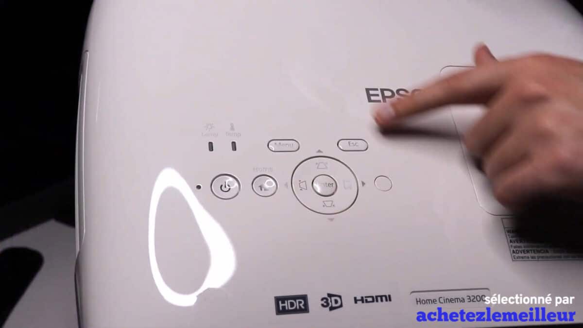Projecteur Epson Home-Cinema 3200