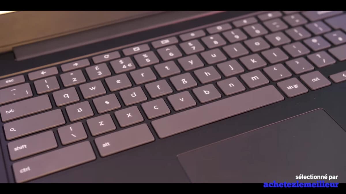 Lenovo-Chromebook-S330-Image-5