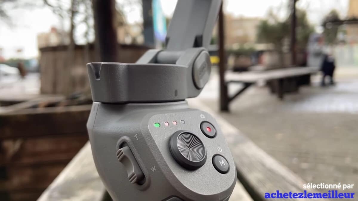 DJI Osmo Mobile 3