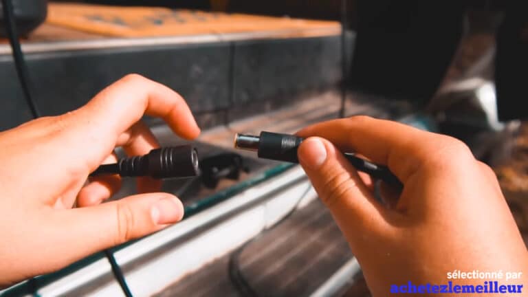 Jackery Explorer 1000 - Chargeur solaire portable