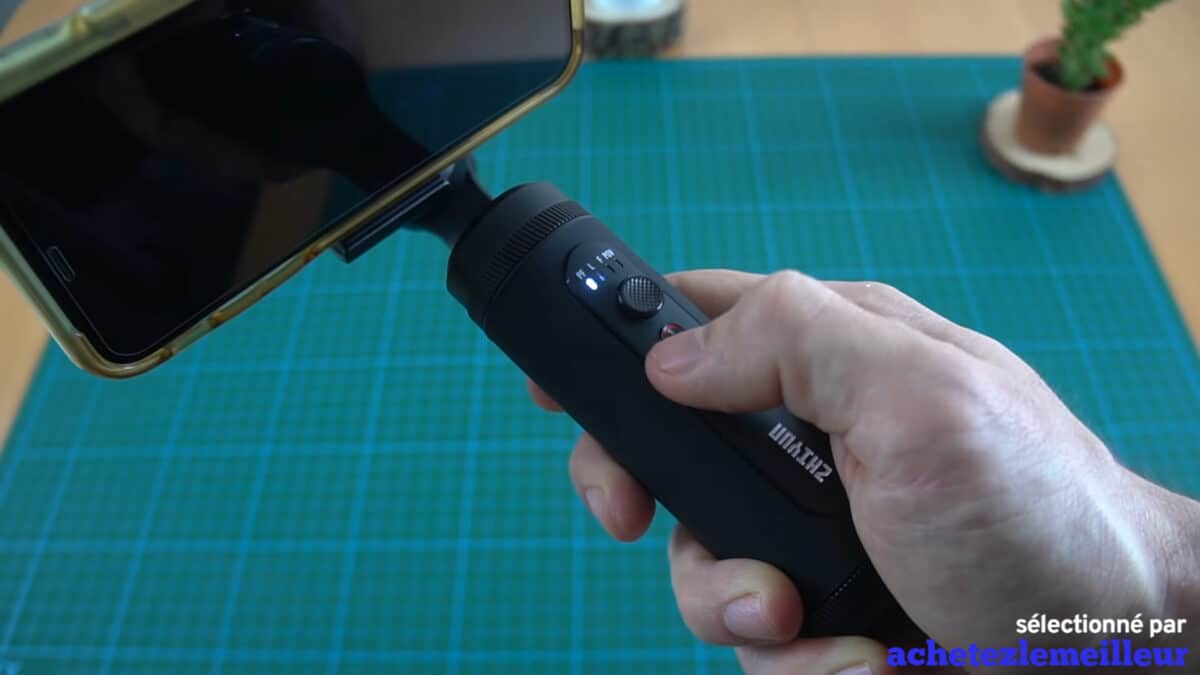 Zhiyun Smooth-Q2