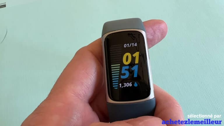 Fitbit - Charge 5