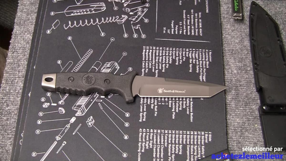 Smith & Wesson SW7