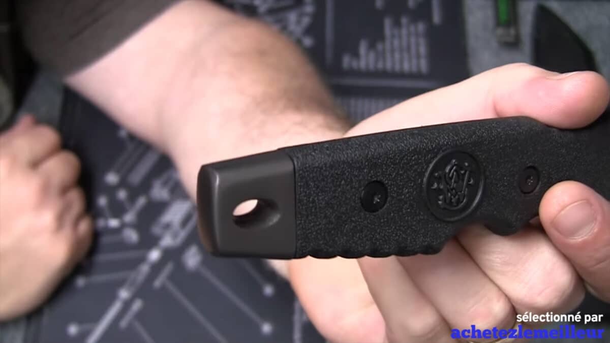 Smith-&-Wesson SW7