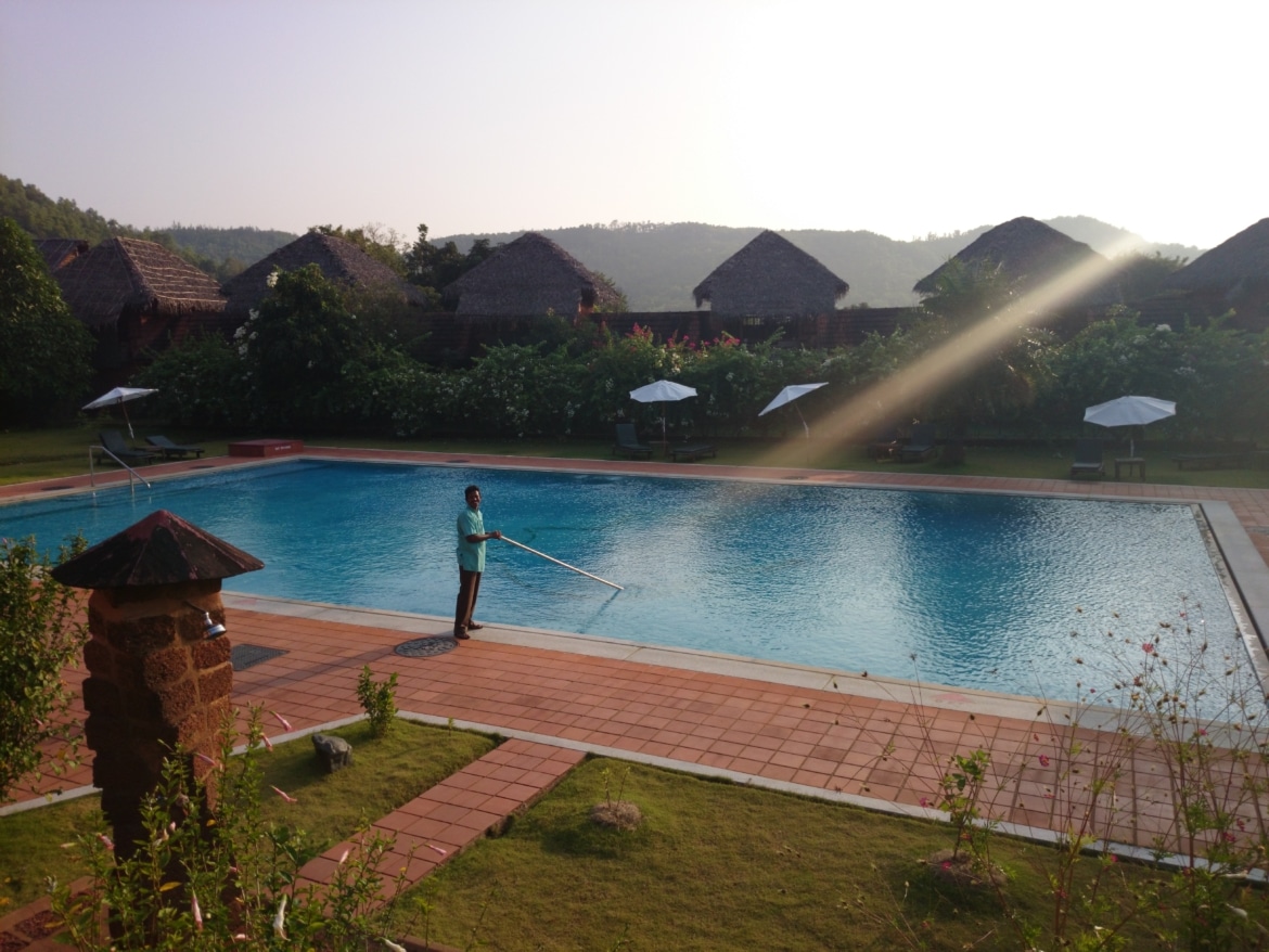 Swimming pool cleaning
