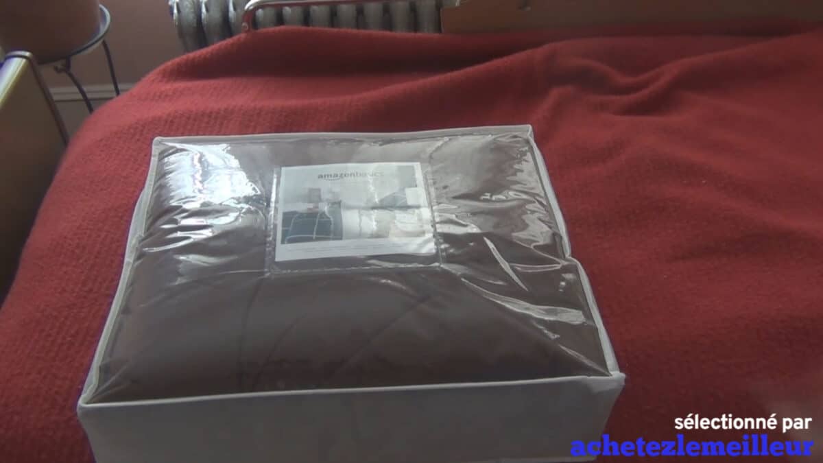 couette réversible AmazonBasics