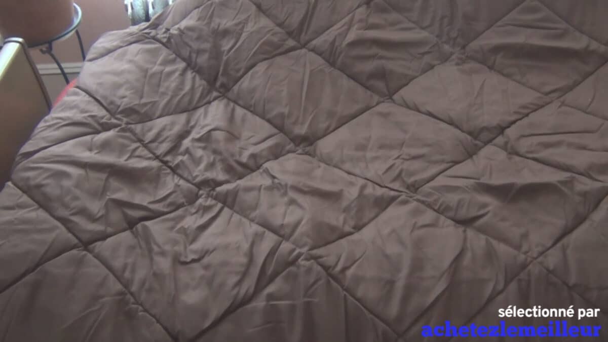 couette réversible - AmazonBasics
