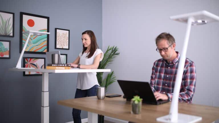 bureau assis debout avantages