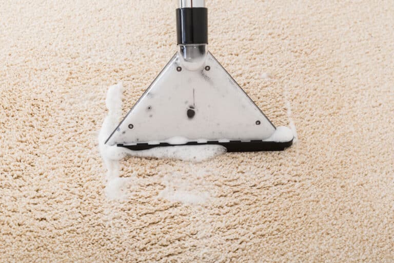 vieilles taches de tapis