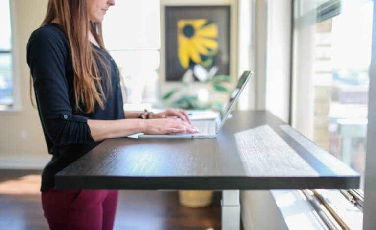 bureau assis debout prix