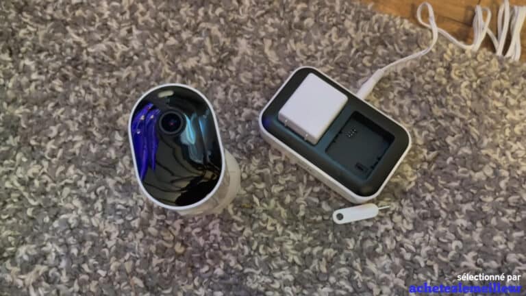 Camera ArloPro-4-Spotlight