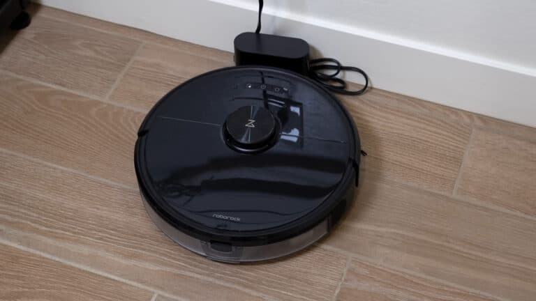 aspirateur robot intelligent
