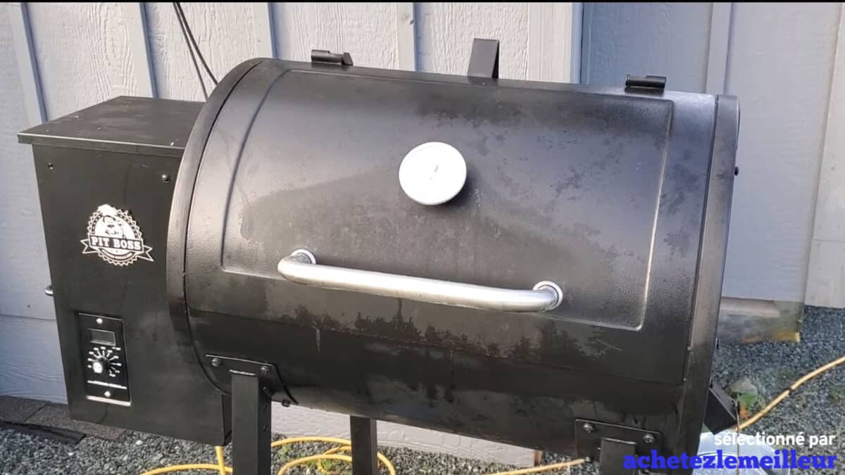 Pit Boss - 700FB
