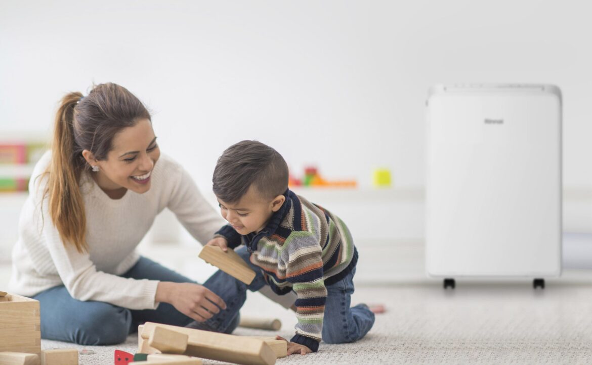 Climatiseur portatif et enfant
