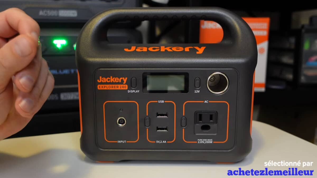 Jackery Explorer-240