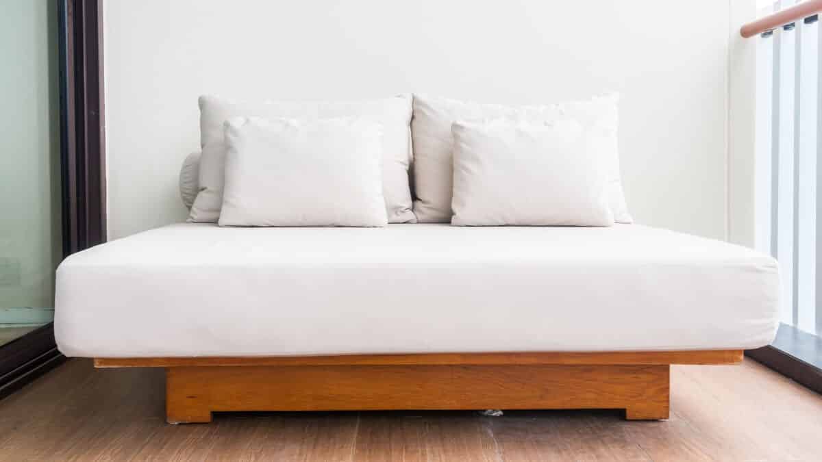 Protège matelas blanc