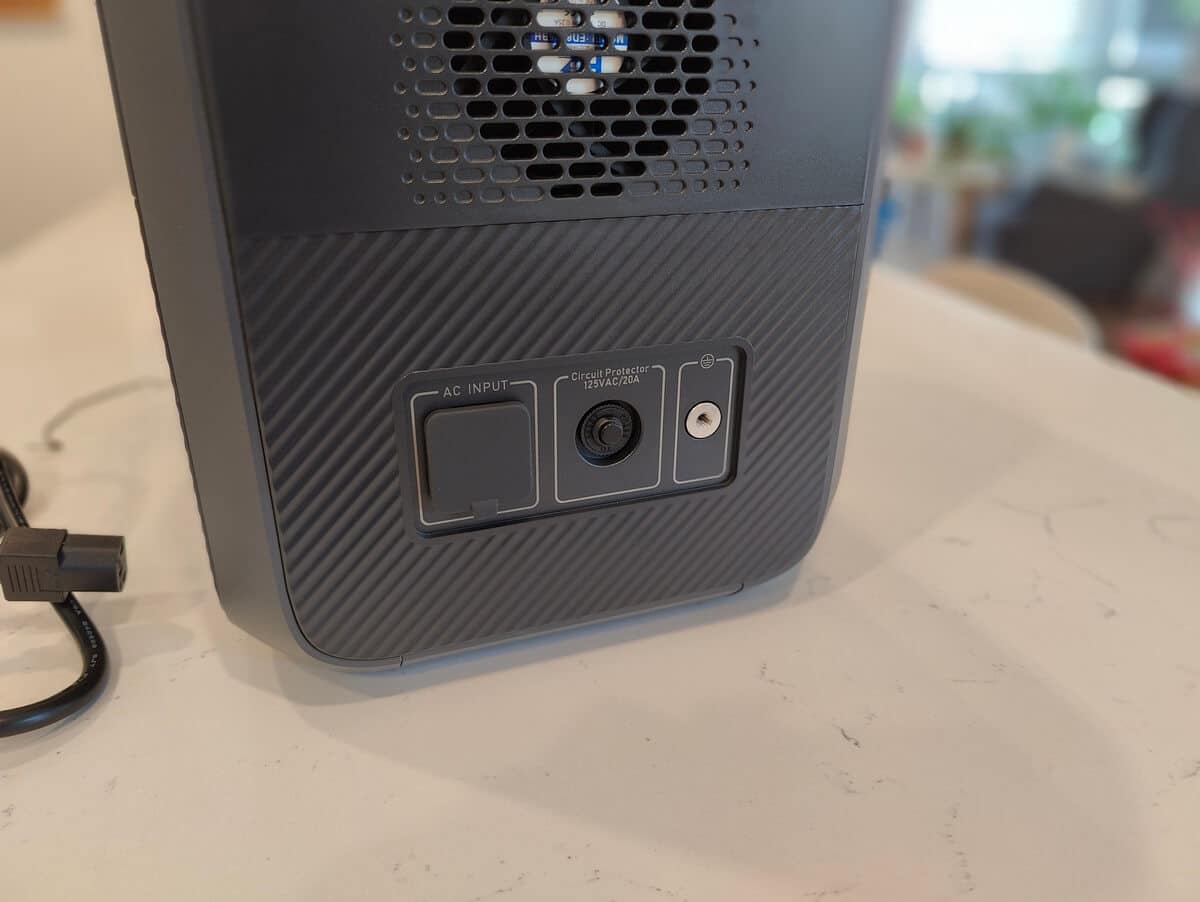 Bluetti AC180 - test achetezlemeilleur