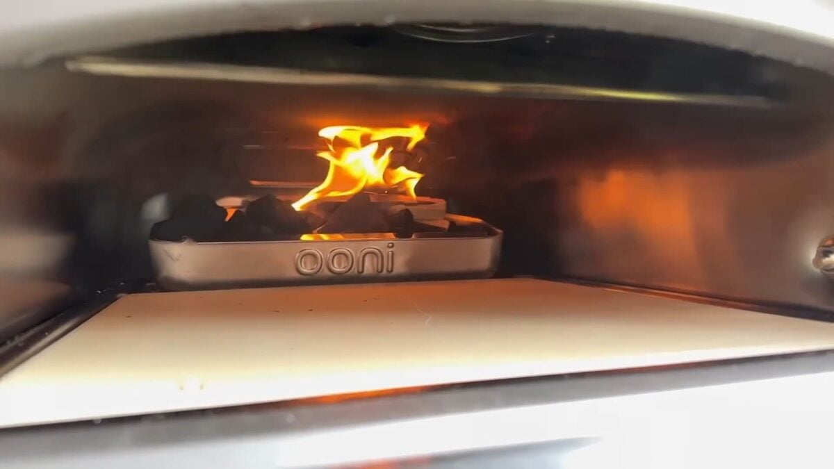 Four à pizza Ooni Karu 12G - test achetezlemeilleur