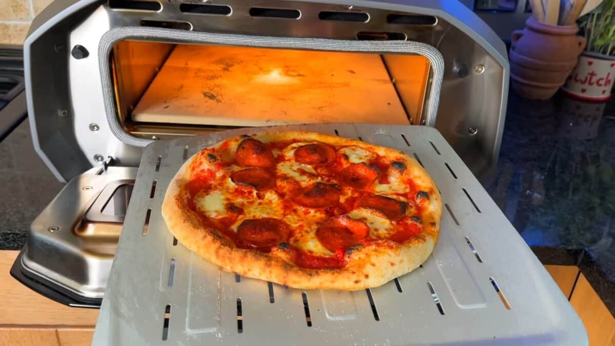 Four à pizza Ooni Volt 12 - test achetezlemeilleur 2