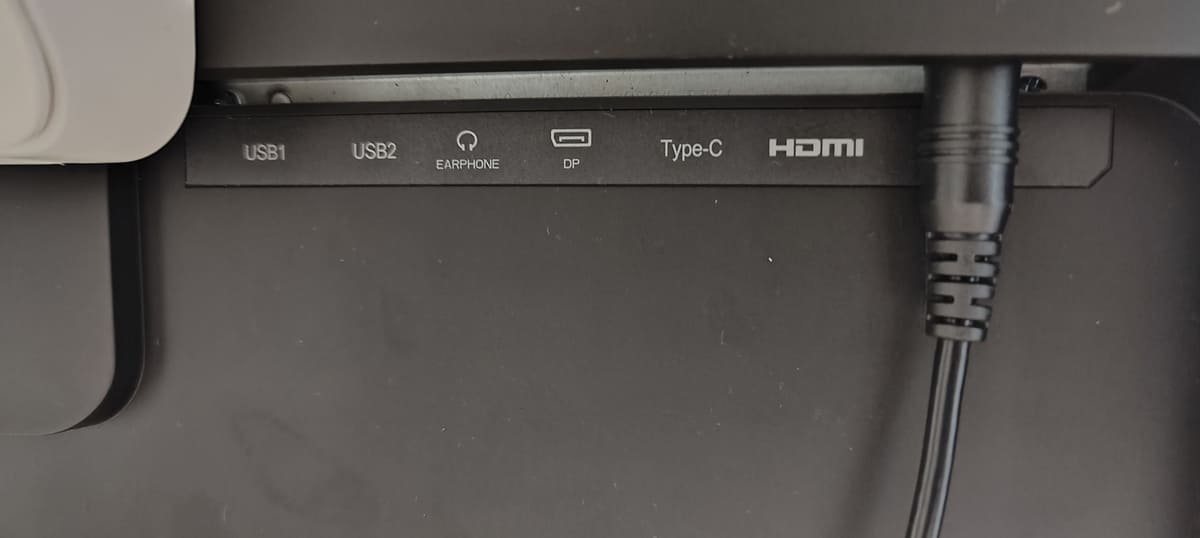 Écran intelligent KTC 32po (1)