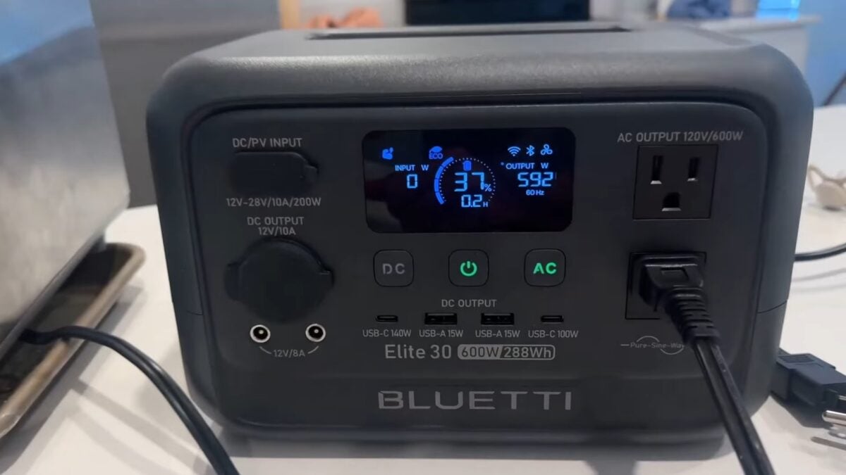 BLUETTI Elite 30 V2 - test achetezlemeilleur